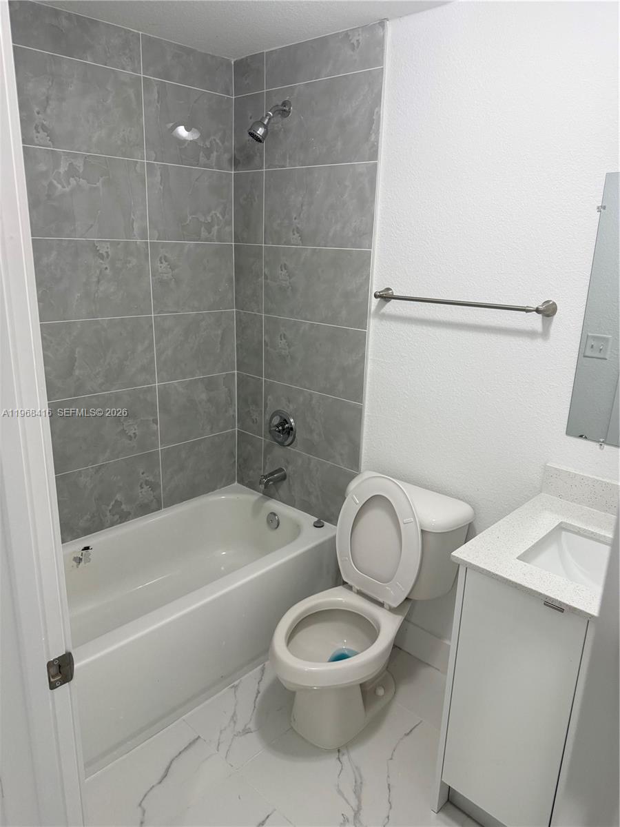 TOWN OF FLORIDA CITY - Residential Income