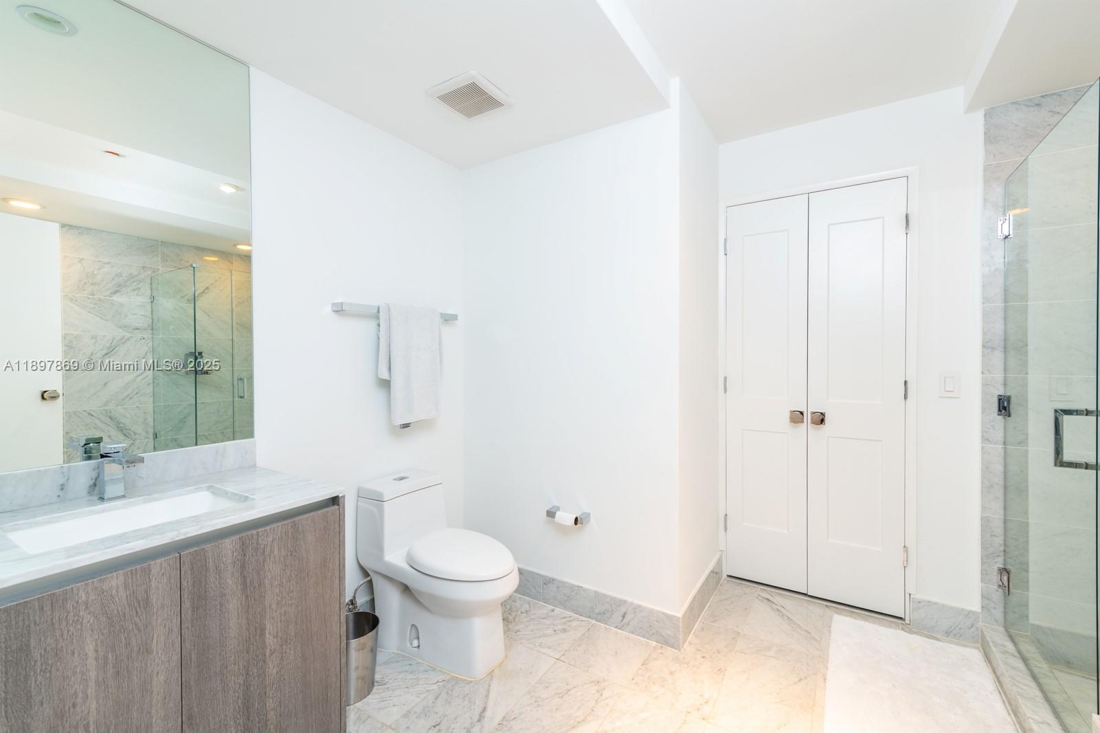 801 SMA RESIDENCES CONDO - Residential