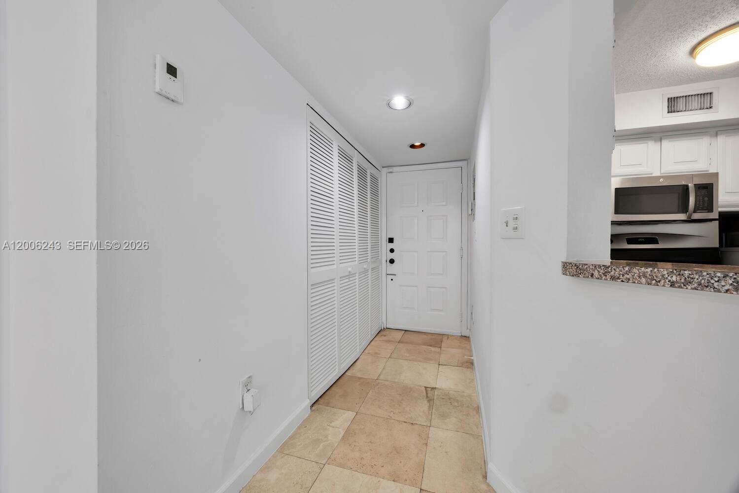 UNIVERSITY INN CONDO - Residential Lease