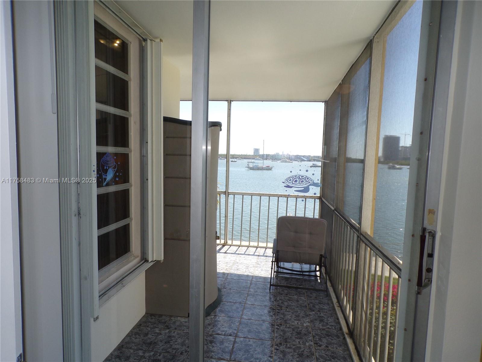 POINT EAST SEC 4 CONDO - Residential