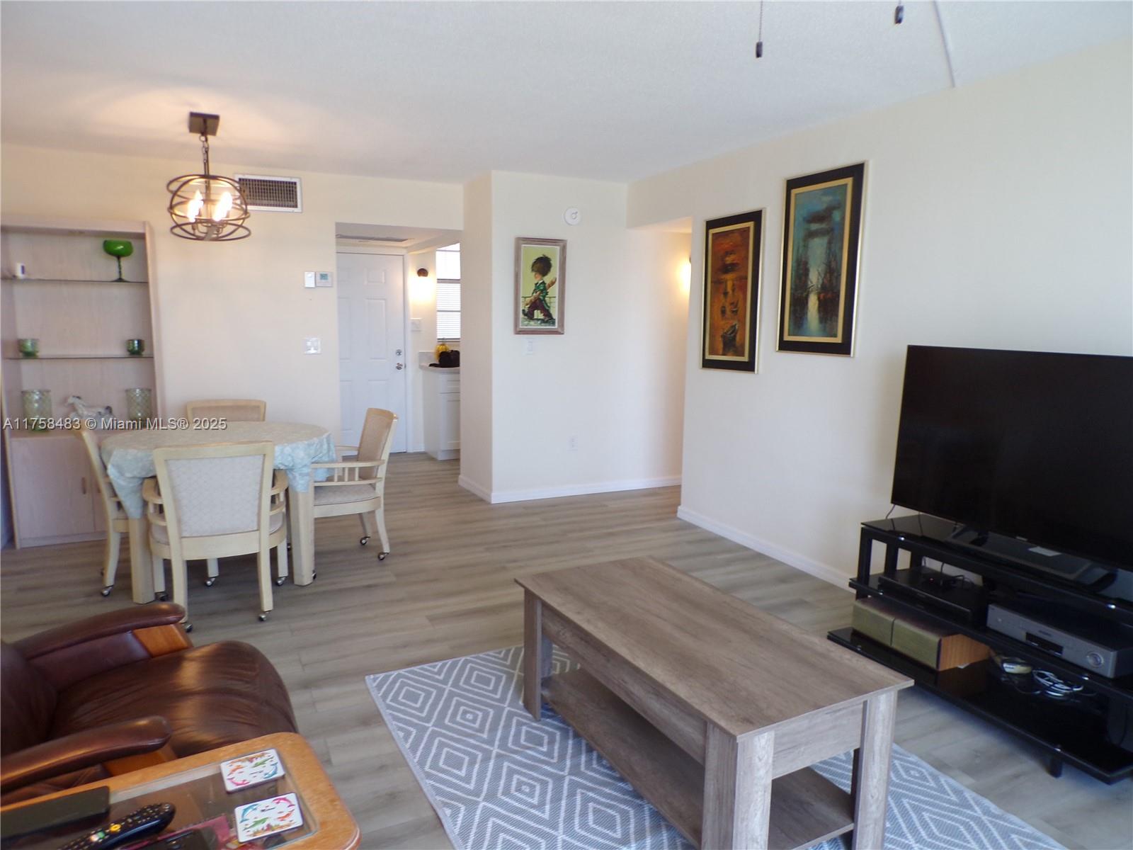 POINT EAST SEC 4 CONDO - Residential