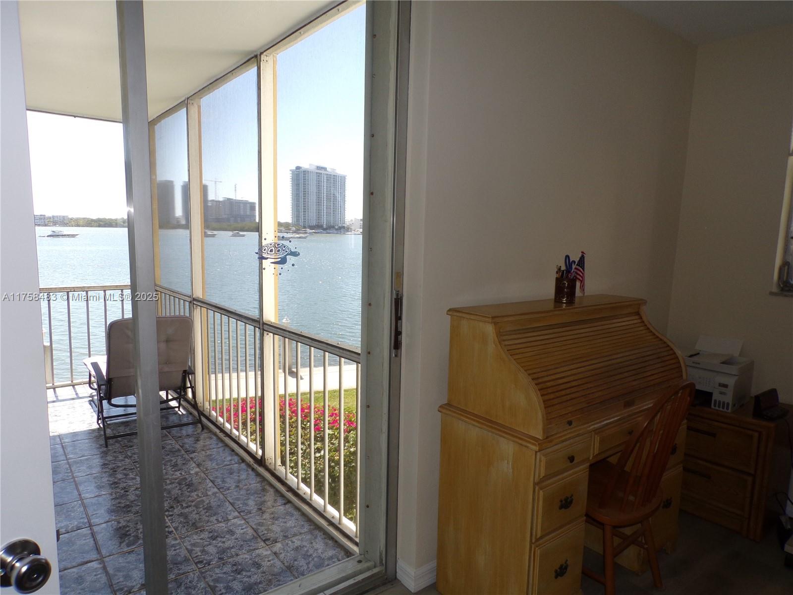 POINT EAST SEC 4 CONDO - Residential