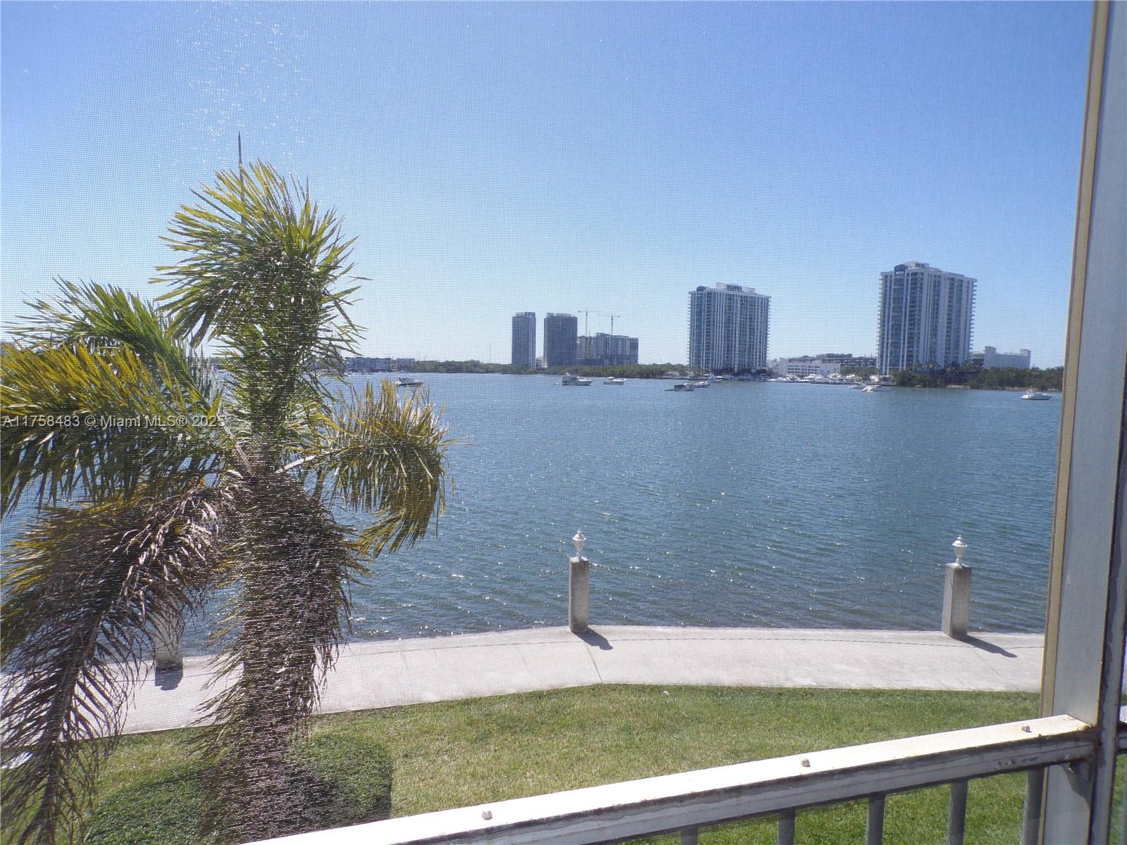 POINT EAST SEC 4 CONDO - Residential