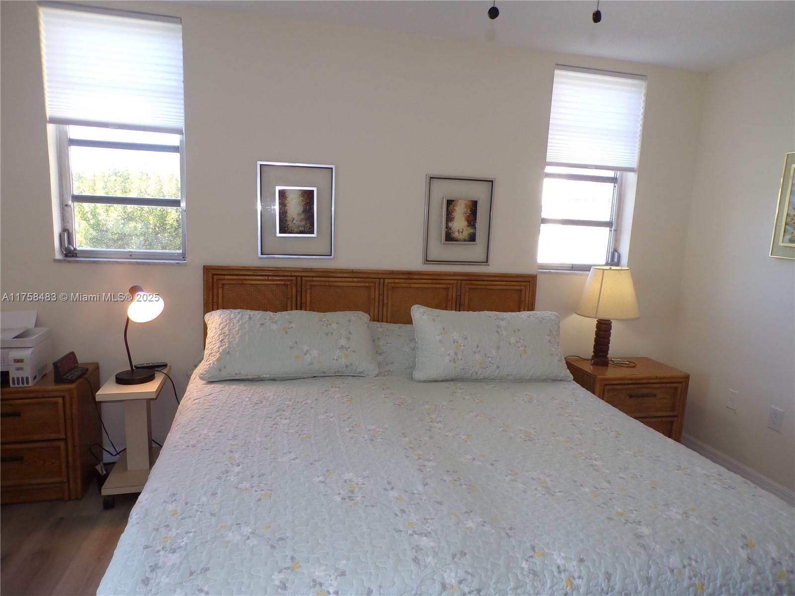 POINT EAST SEC 4 CONDO - Residential