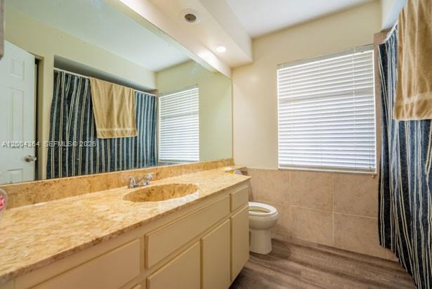 LAKES OF THE MEADOW SEC 2 - Residential