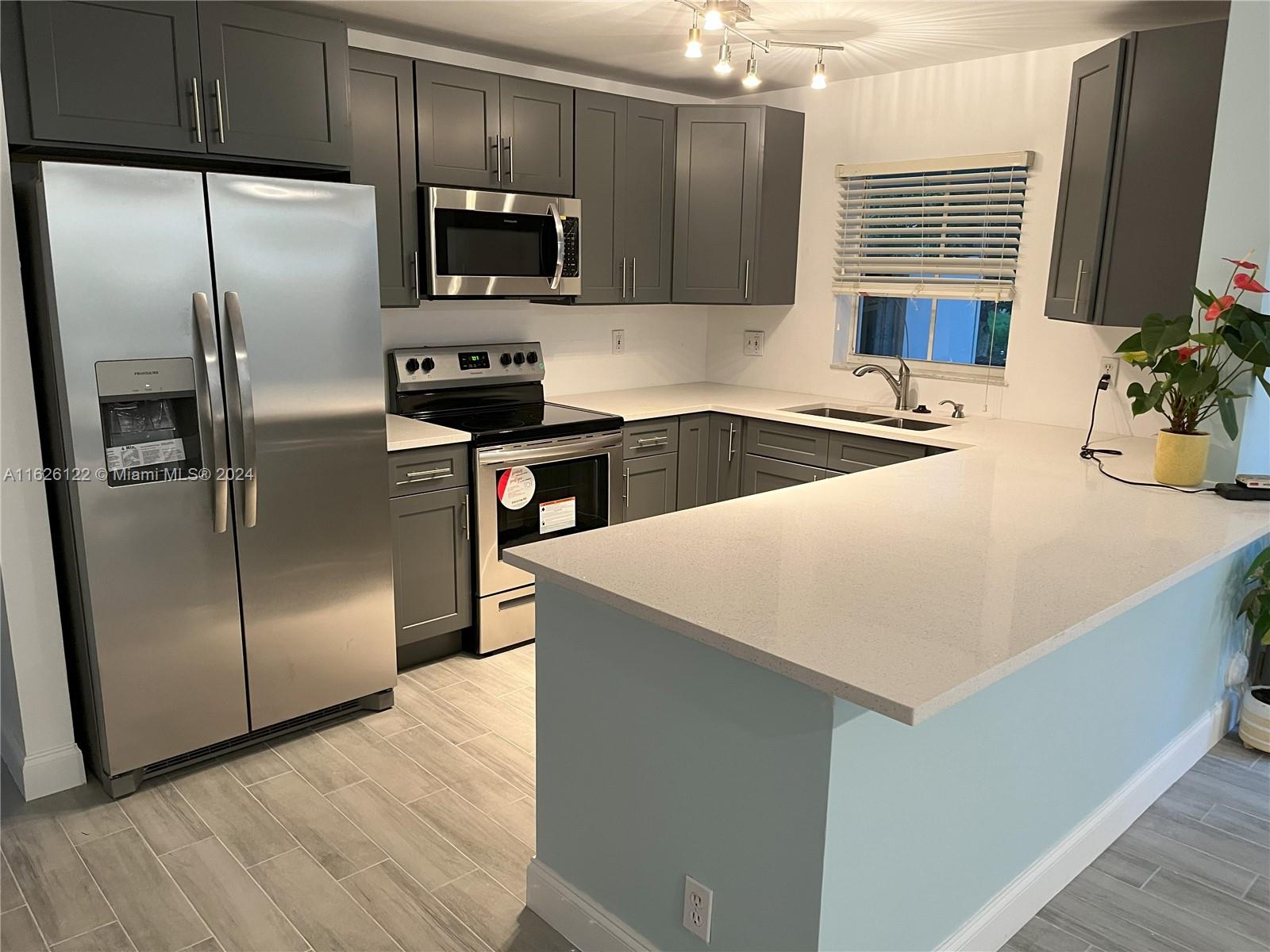 ORANGE DRIVE-PINE ISLAND - Residential Lease