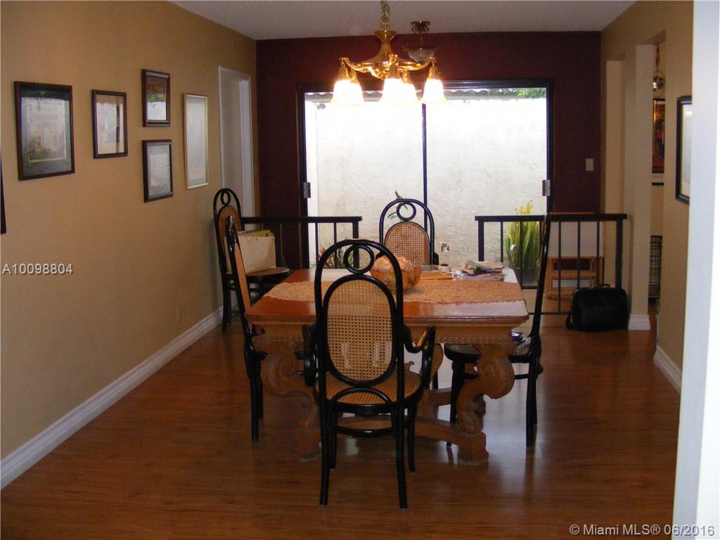 Shadow Wood 80-38 B - Residential