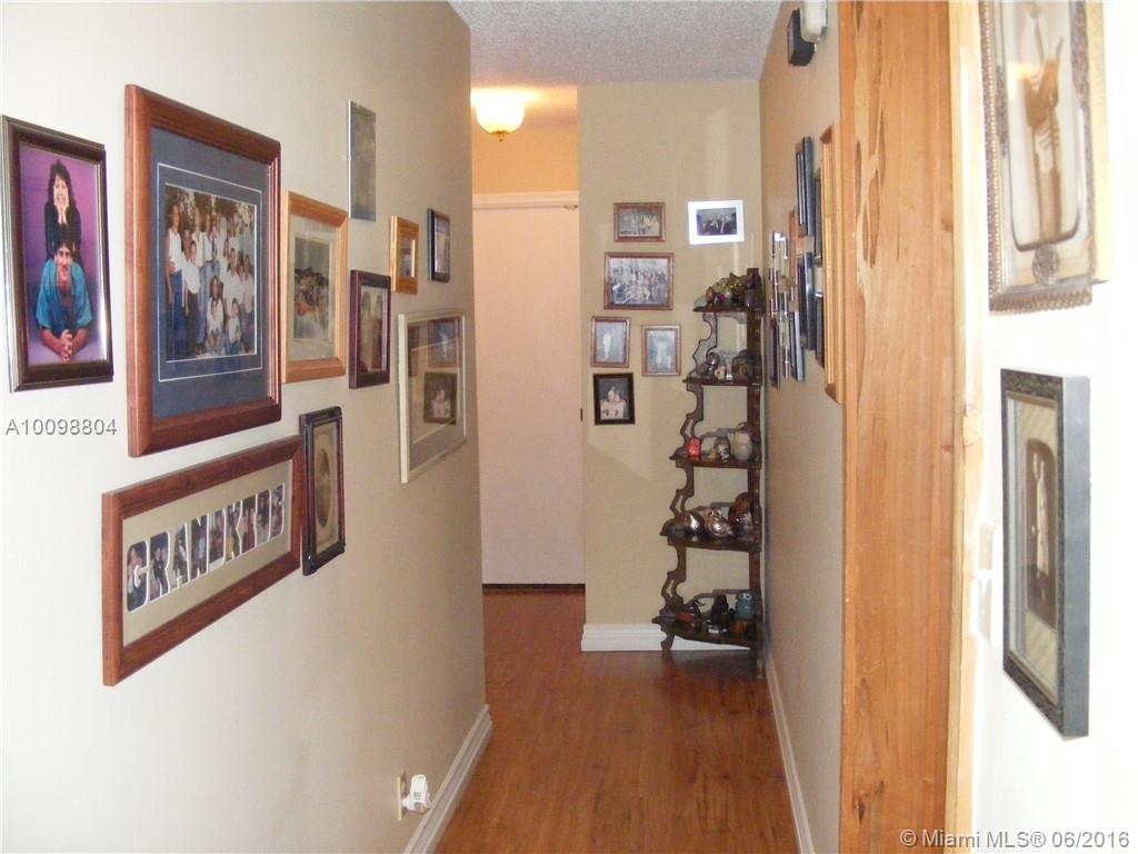 Shadow Wood 80-38 B - Residential