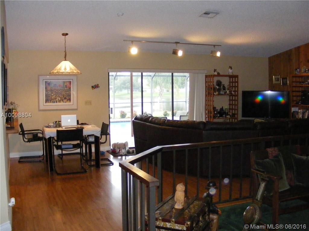 Shadow Wood 80-38 B - Residential