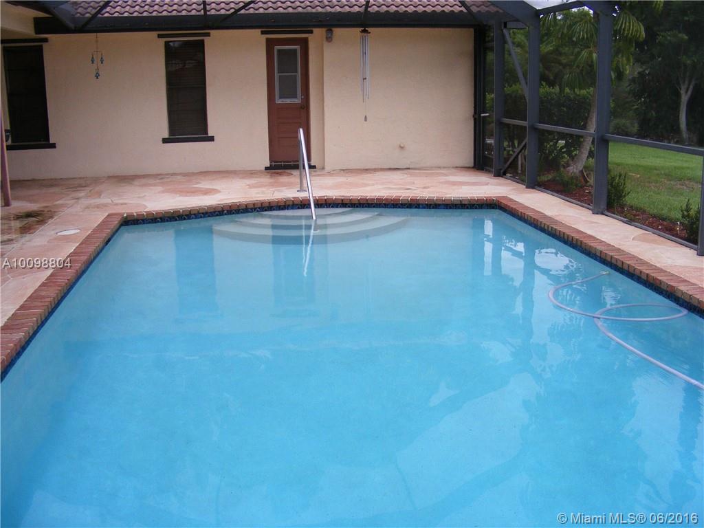 Shadow Wood 80-38 B - Residential