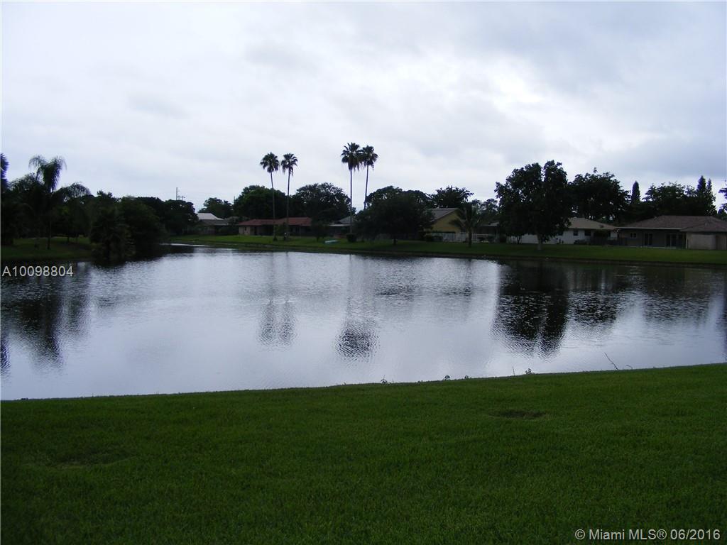 Shadow Wood 80-38 B - Residential