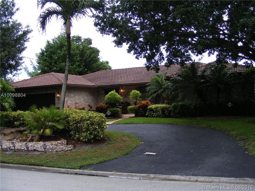 Beautiful one story lake front home with an amazing long lake view from almost every room in the house. Updated master bathroom, roof 14 yrs, new hot water heater with solar booster,hurricane shutters. Split bedroom plan, large formal dinning room, eat in kitchen, cabana bath and access to pool and patio from master bedroom.