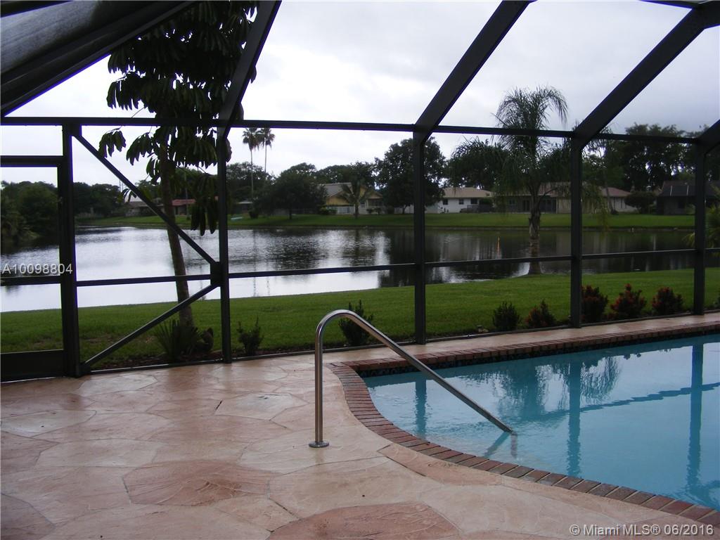 Shadow Wood 80-38 B - Residential