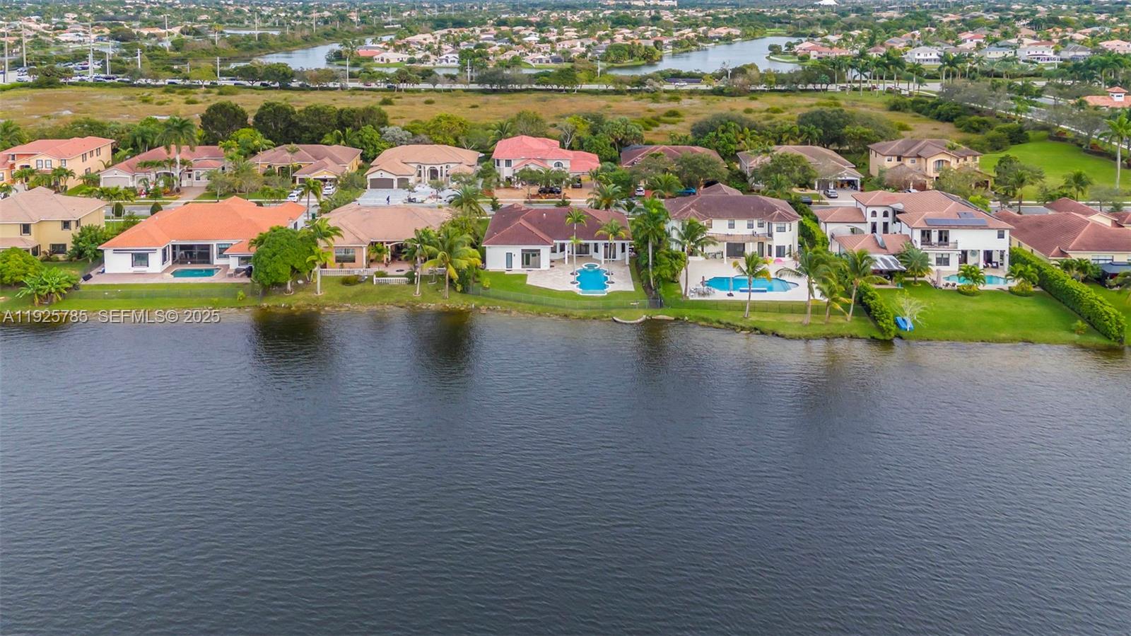 HARBOUR LAKES ESTATES - Residential