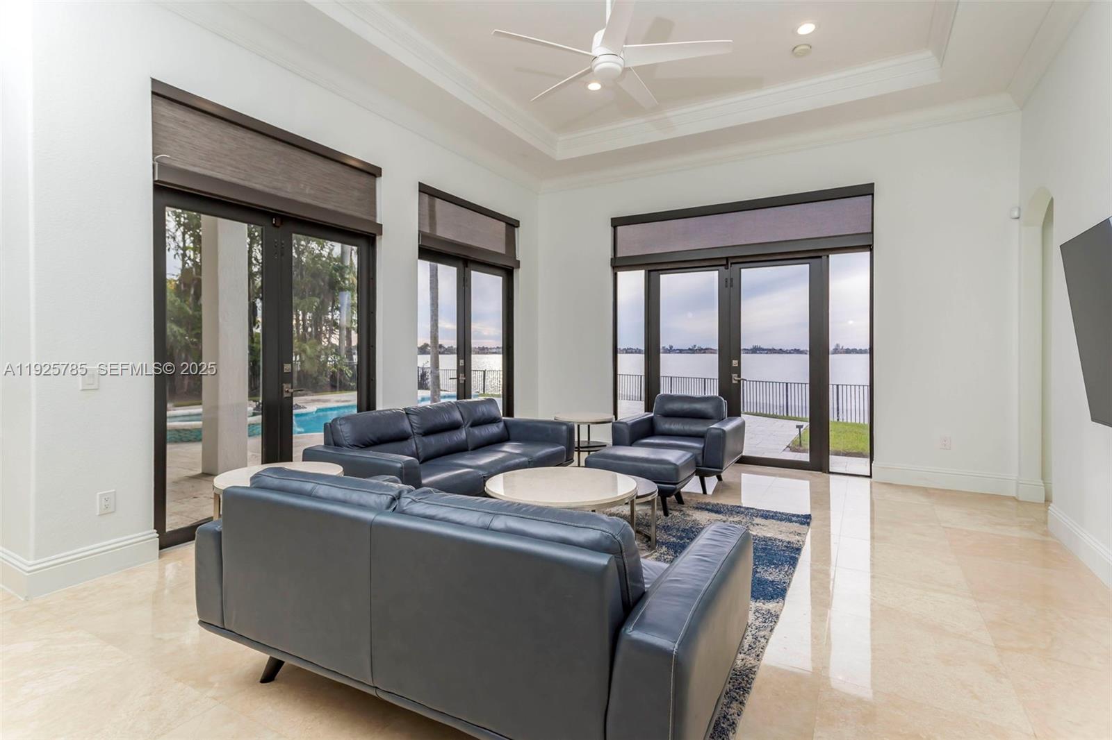 HARBOUR LAKES ESTATES - Residential