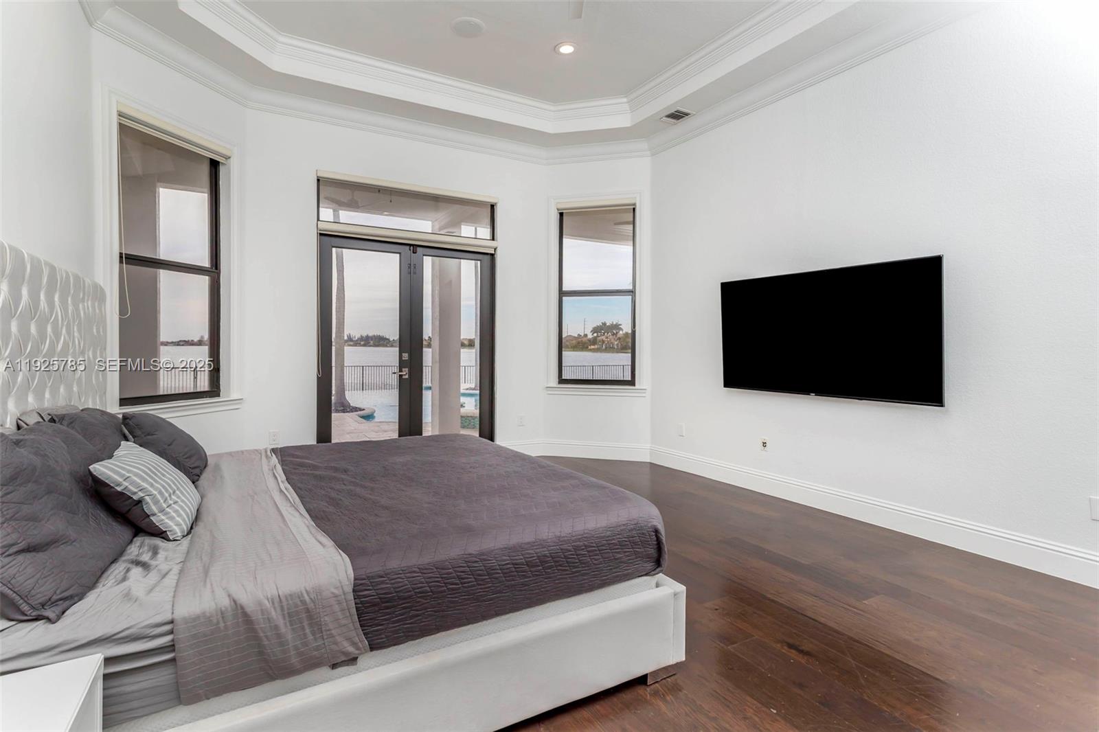 HARBOUR LAKES ESTATES - Residential