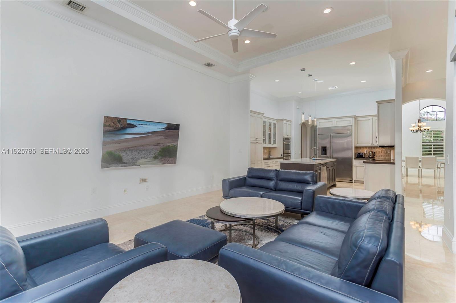 HARBOUR LAKES ESTATES - Residential