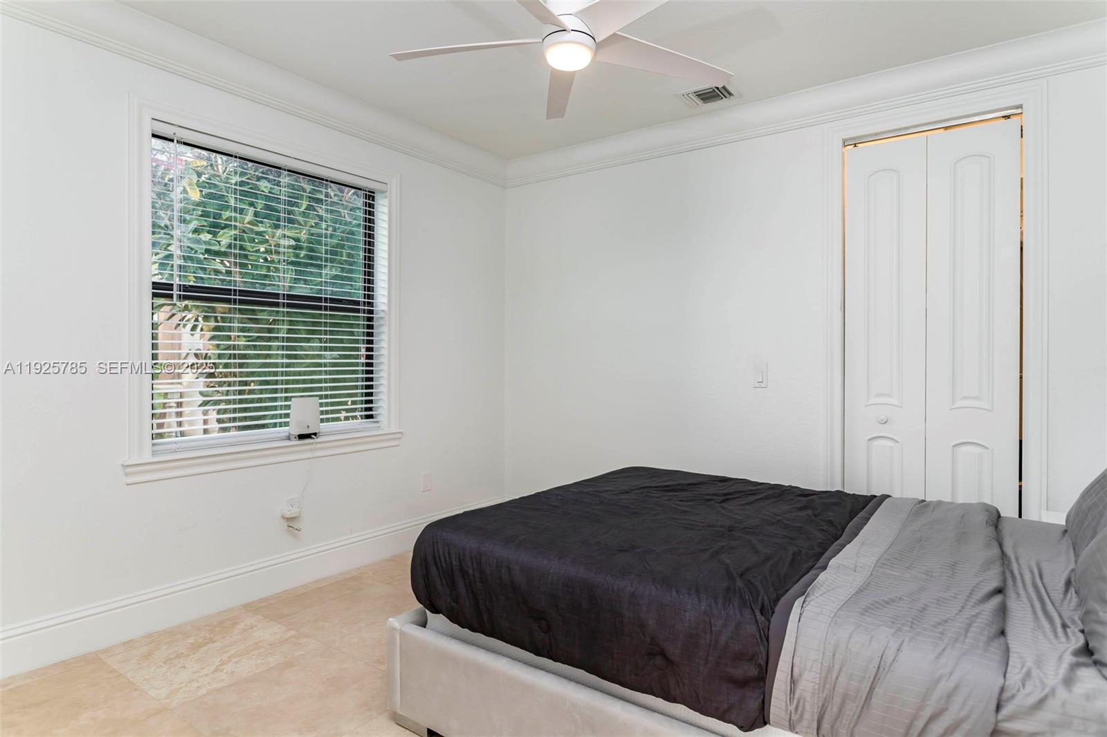 HARBOUR LAKES ESTATES - Residential