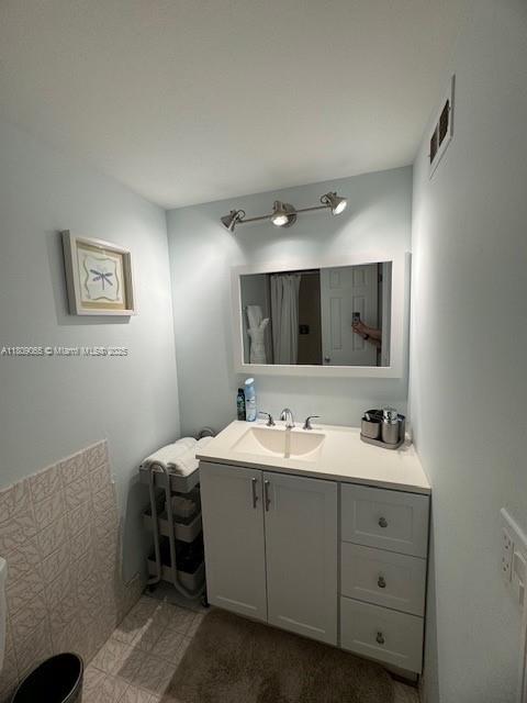 IMPERIAL TOWERS CONDO - Residential Lease