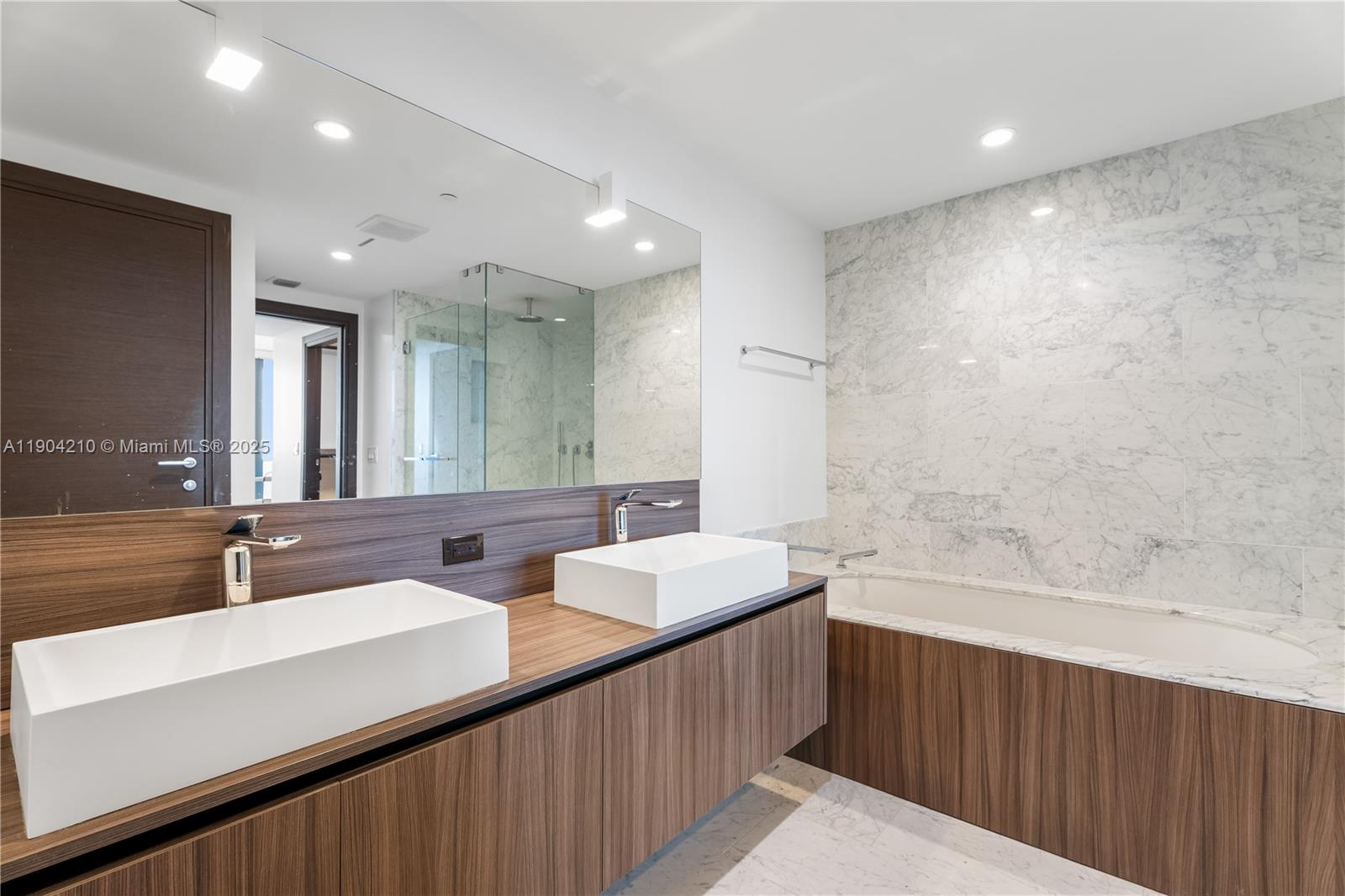 Brickell Flatiron Condo - Residential Lease