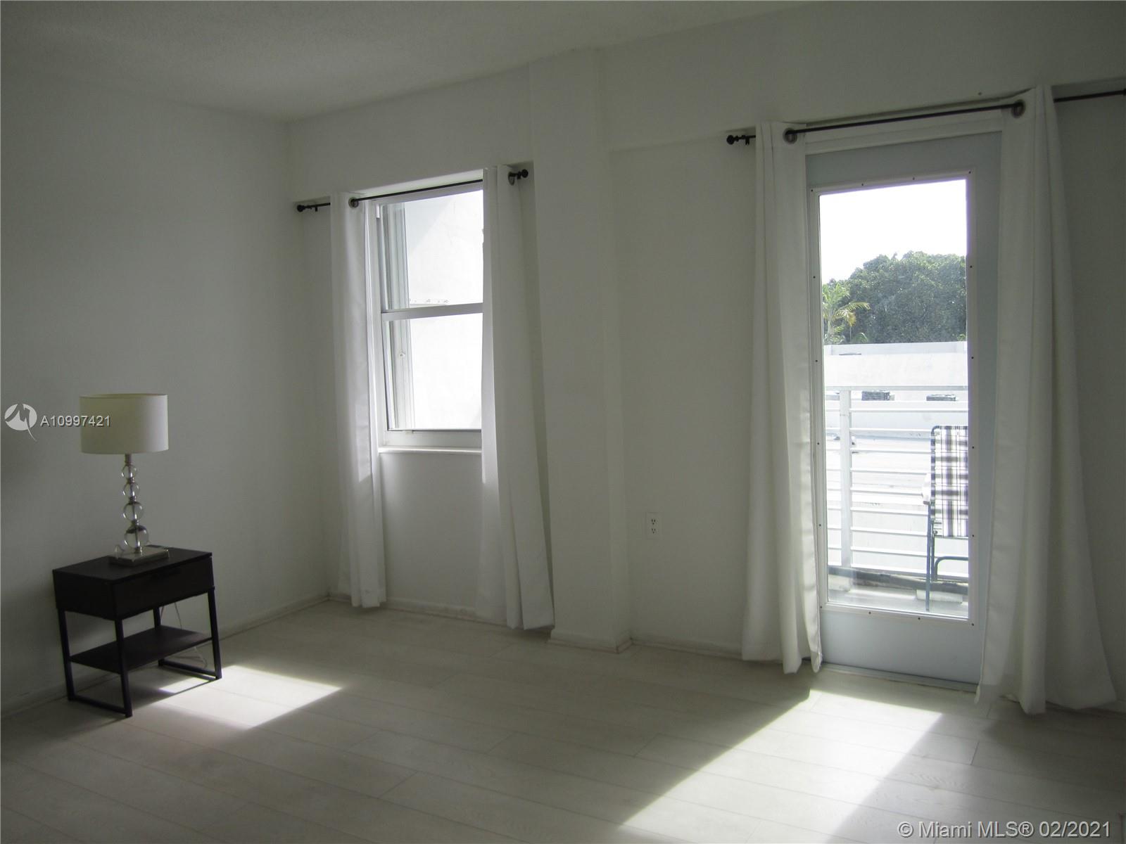 EUCLID EAST CONDOMINIUM - Residential Lease