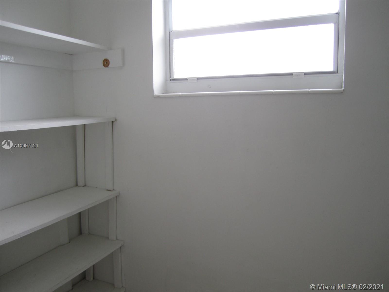 EUCLID EAST CONDOMINIUM - Residential Lease