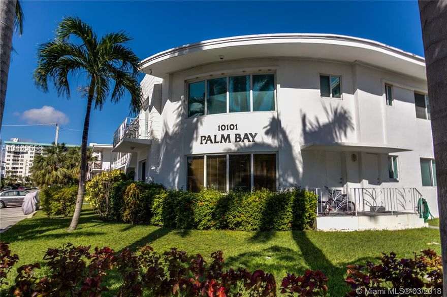 Great rental, 1 bedroom 1 bath located on the second floor.  This unit offers tile floors, open kitchen with granite counter tops, washer and dryer in the apartment.  Very easy to show.  Available 4/1/18