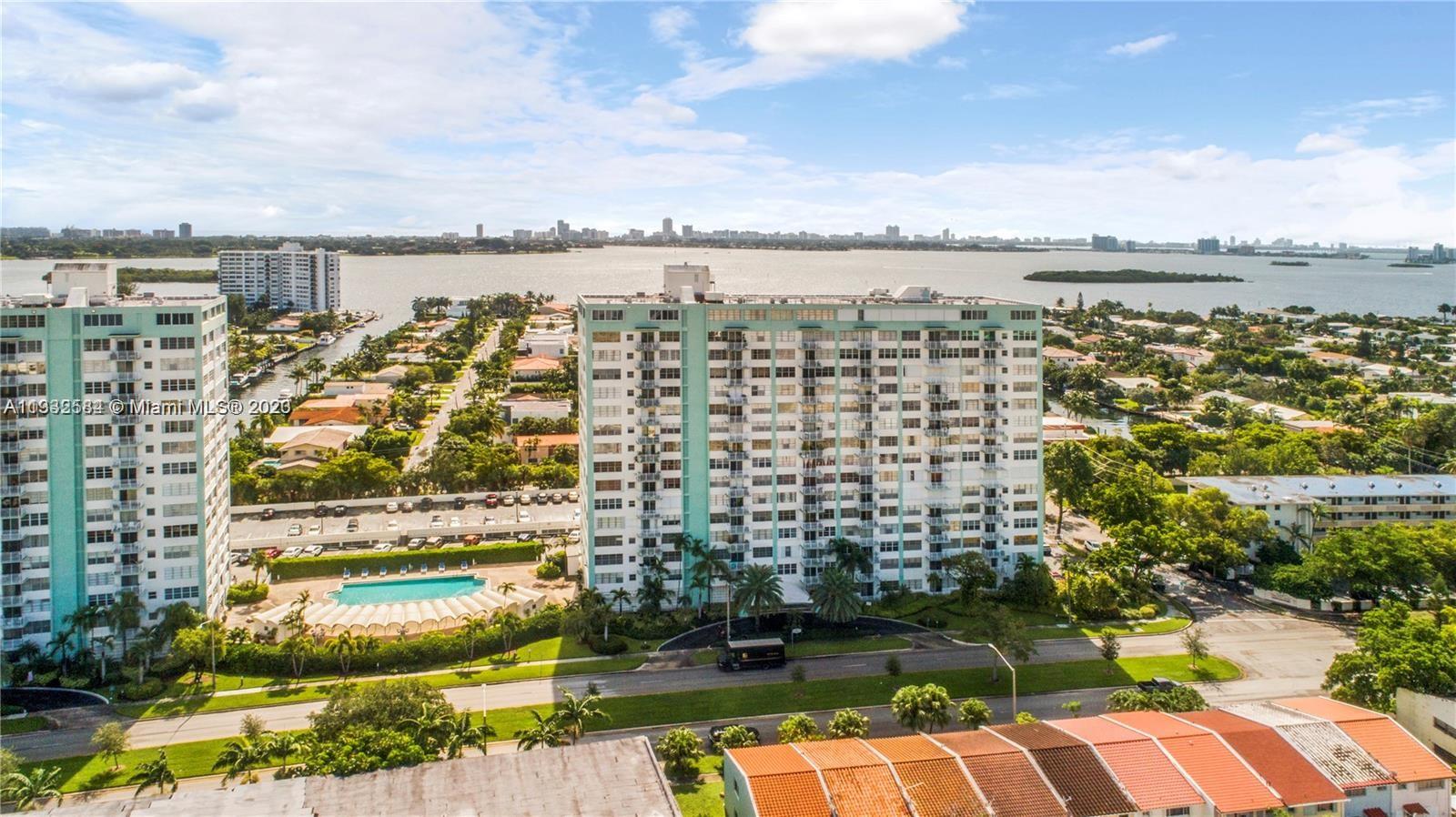 Photo 2 of 13 of 2100 Sans Souci Blvd A2 condo