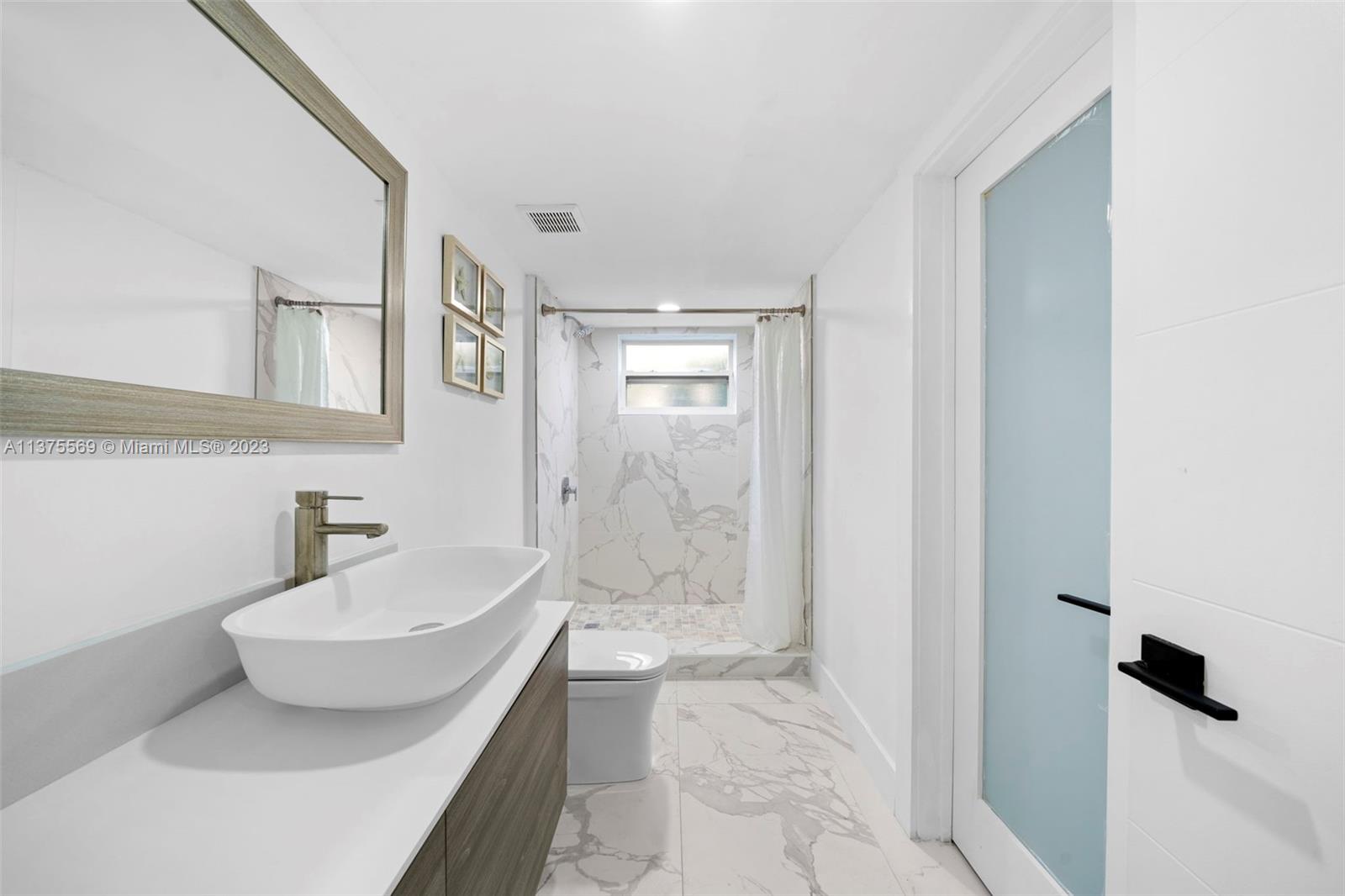 GOLDEN BEACH SEC B - Residential