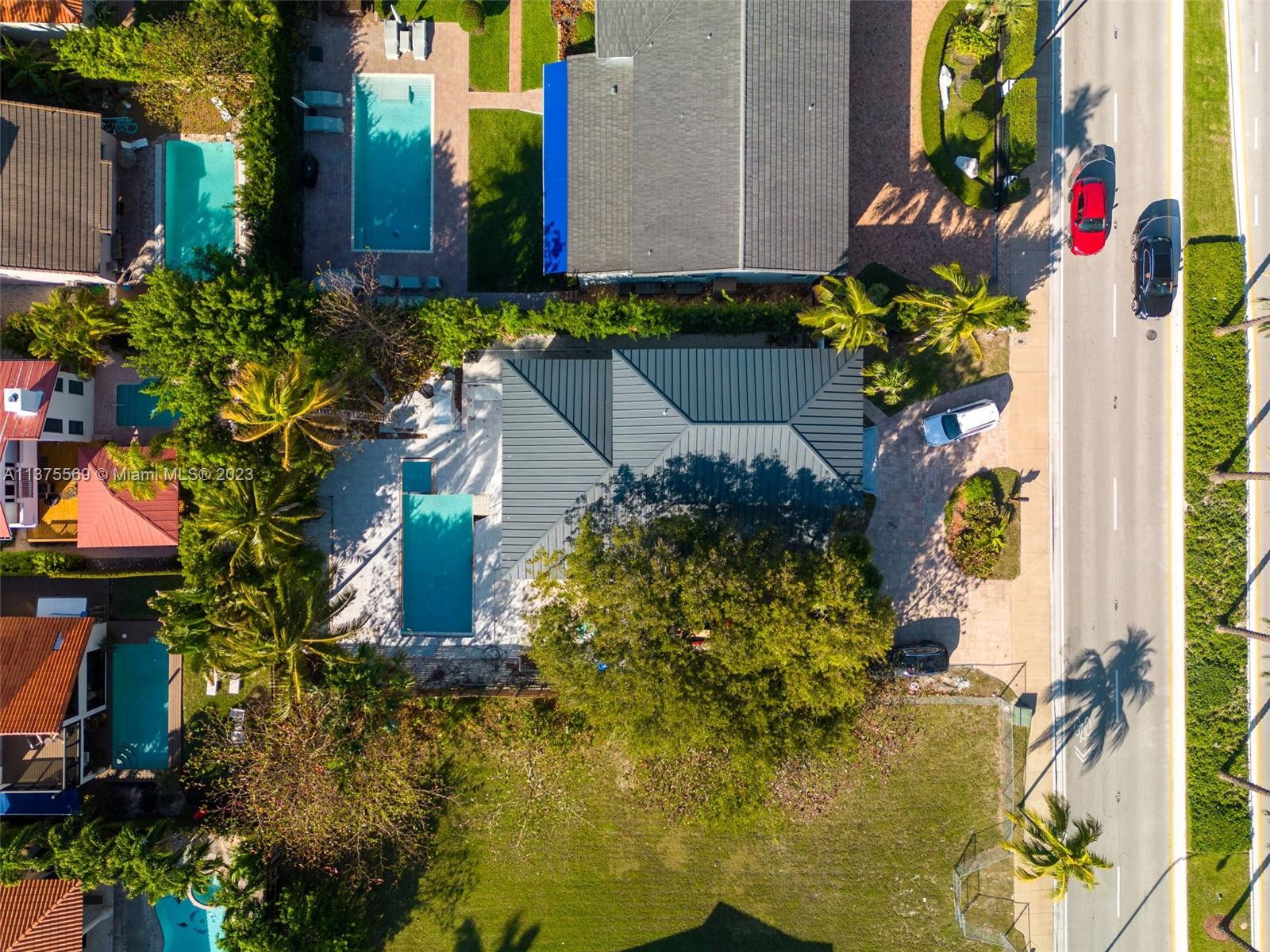 GOLDEN BEACH SEC B - Residential