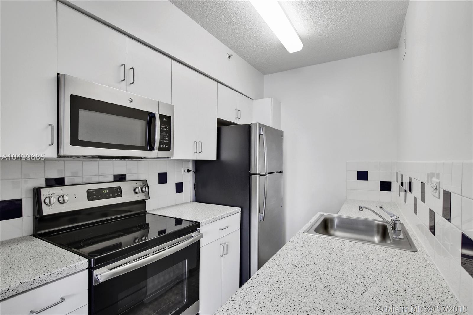 Flamingo South Beach - Residential Lease