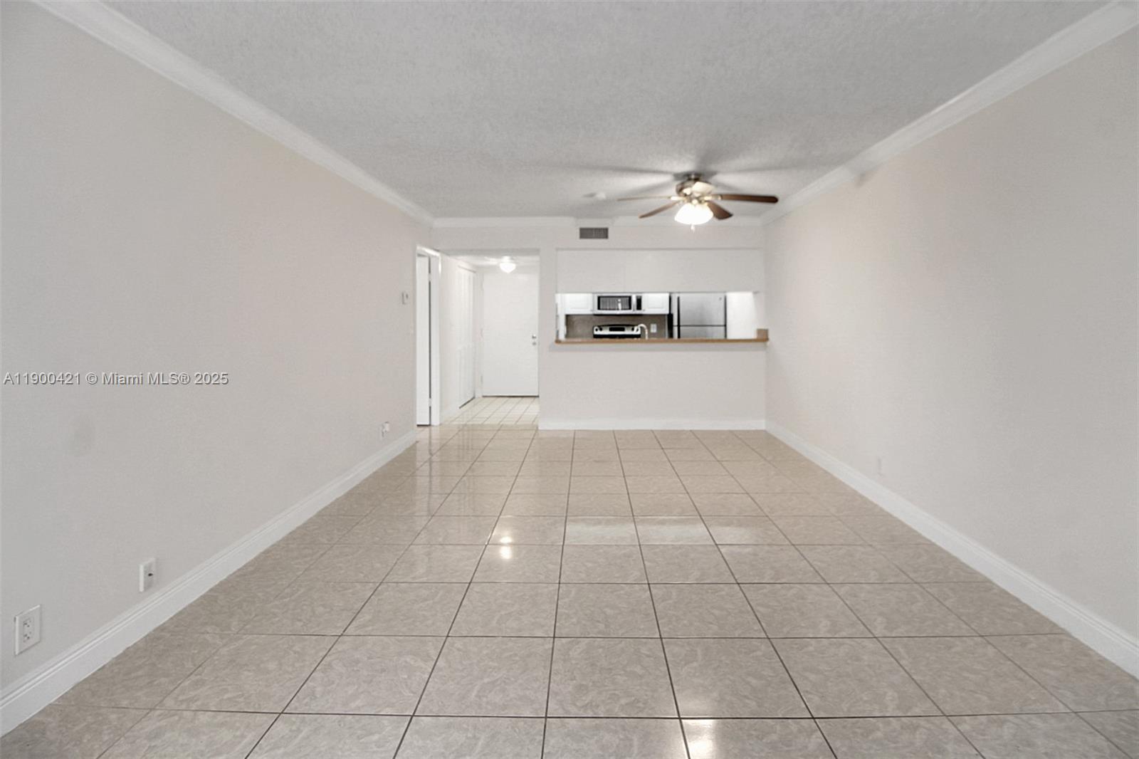 LAS VISTAS AT DORAL CONDO - Residential
