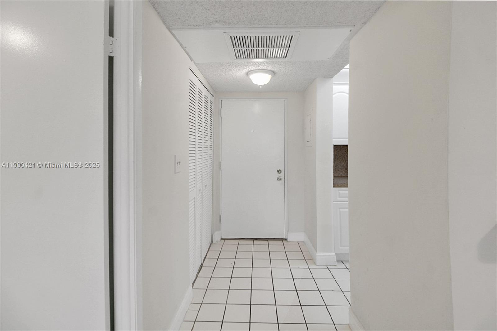LAS VISTAS AT DORAL CONDO - Residential