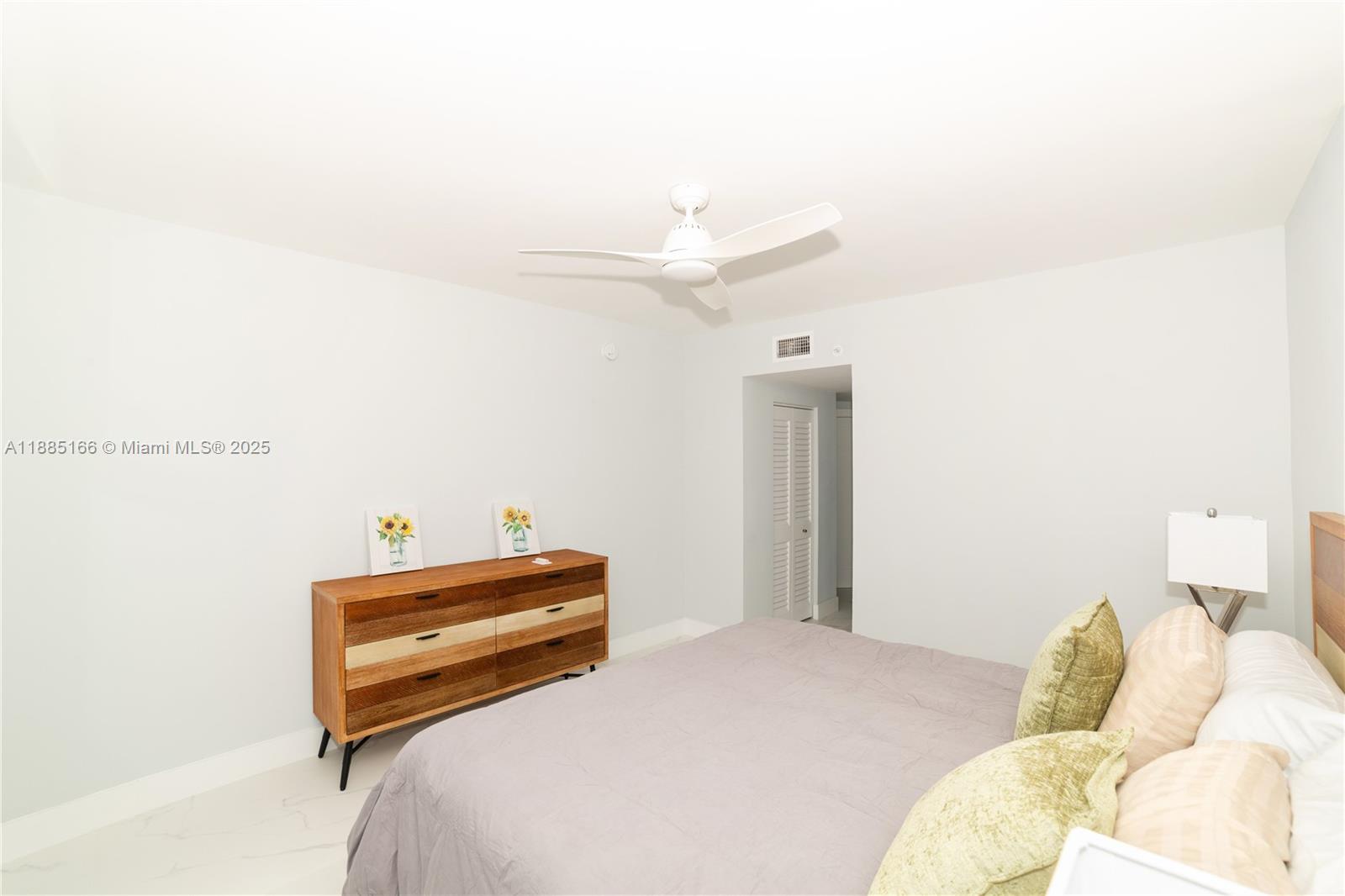 PORTO BELLAGIO CONDO - Residential Lease