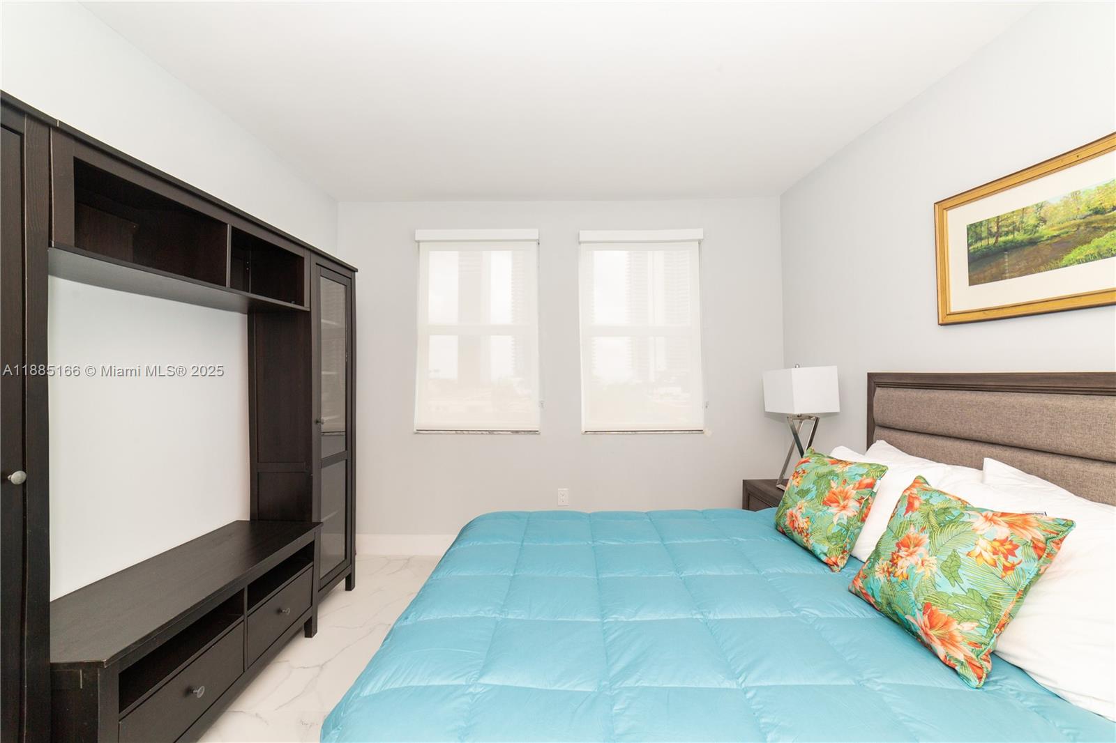 PORTO BELLAGIO CONDO - Residential Lease