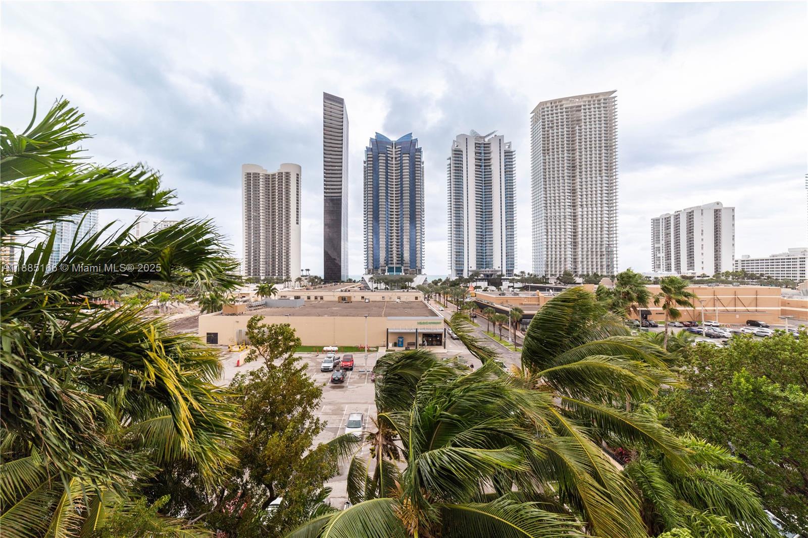 PORTO BELLAGIO CONDO - Residential Lease
