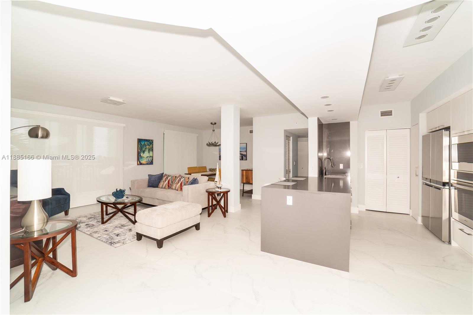 PORTO BELLAGIO CONDO - Residential Lease