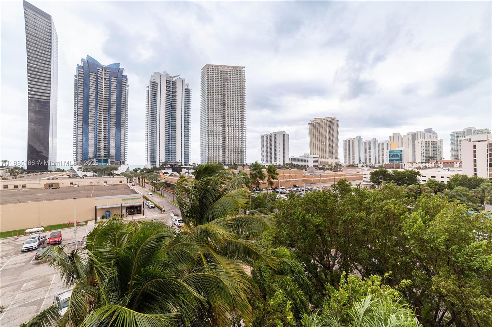 PORTO BELLAGIO CONDO - Residential Lease
