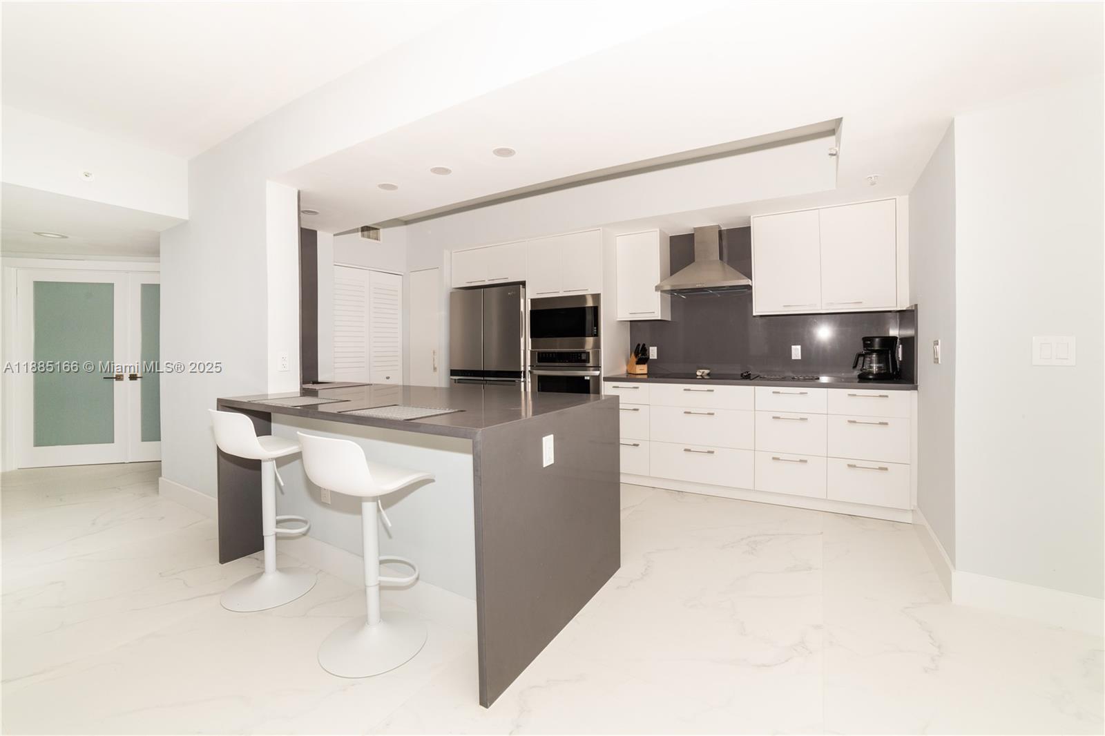 PORTO BELLAGIO CONDO - Residential Lease