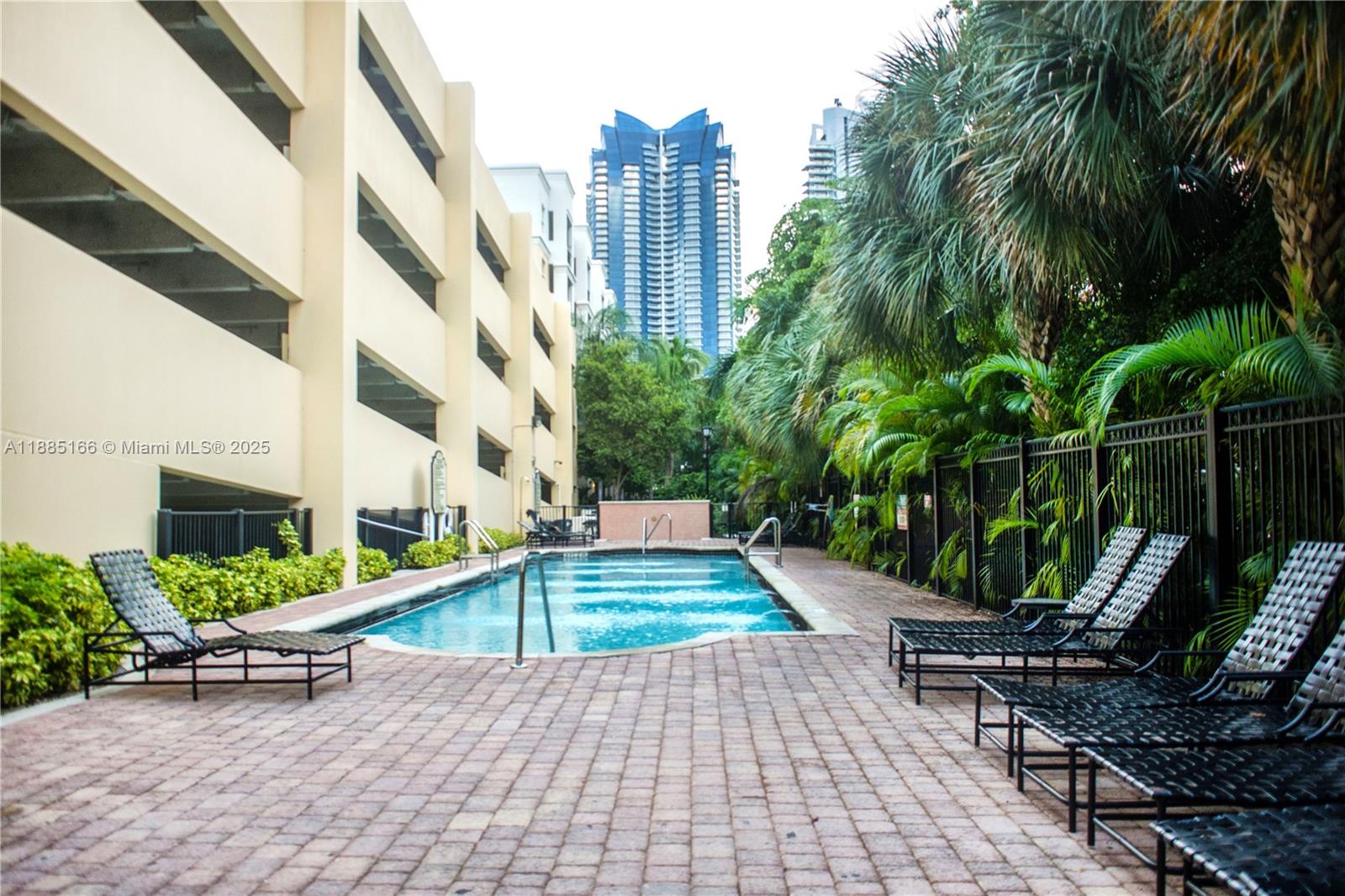 PORTO BELLAGIO CONDO - Residential Lease