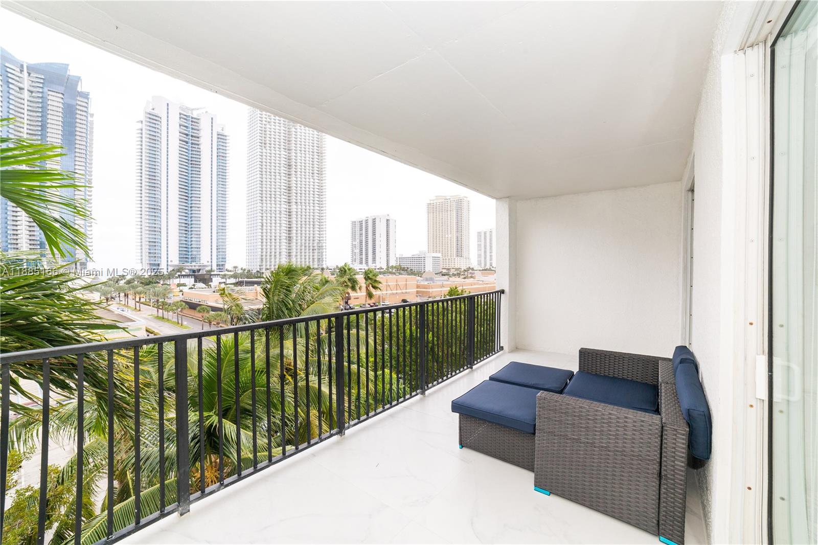 PORTO BELLAGIO CONDO - Residential Lease