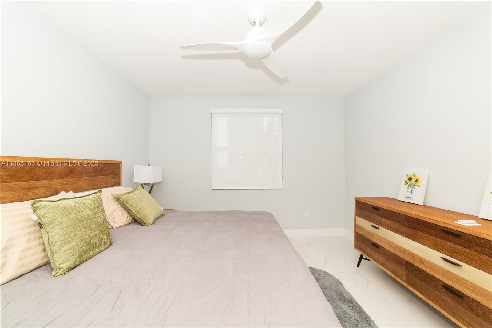 PORTO BELLAGIO CONDO - Residential Lease