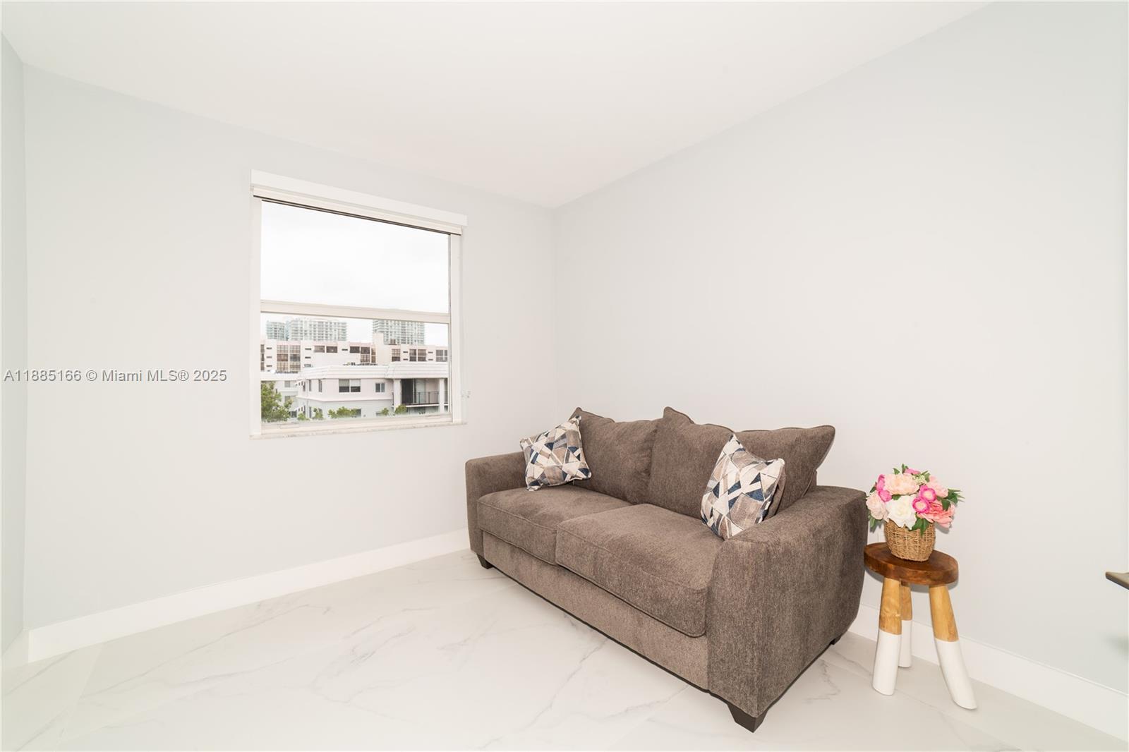 PORTO BELLAGIO CONDO - Residential Lease