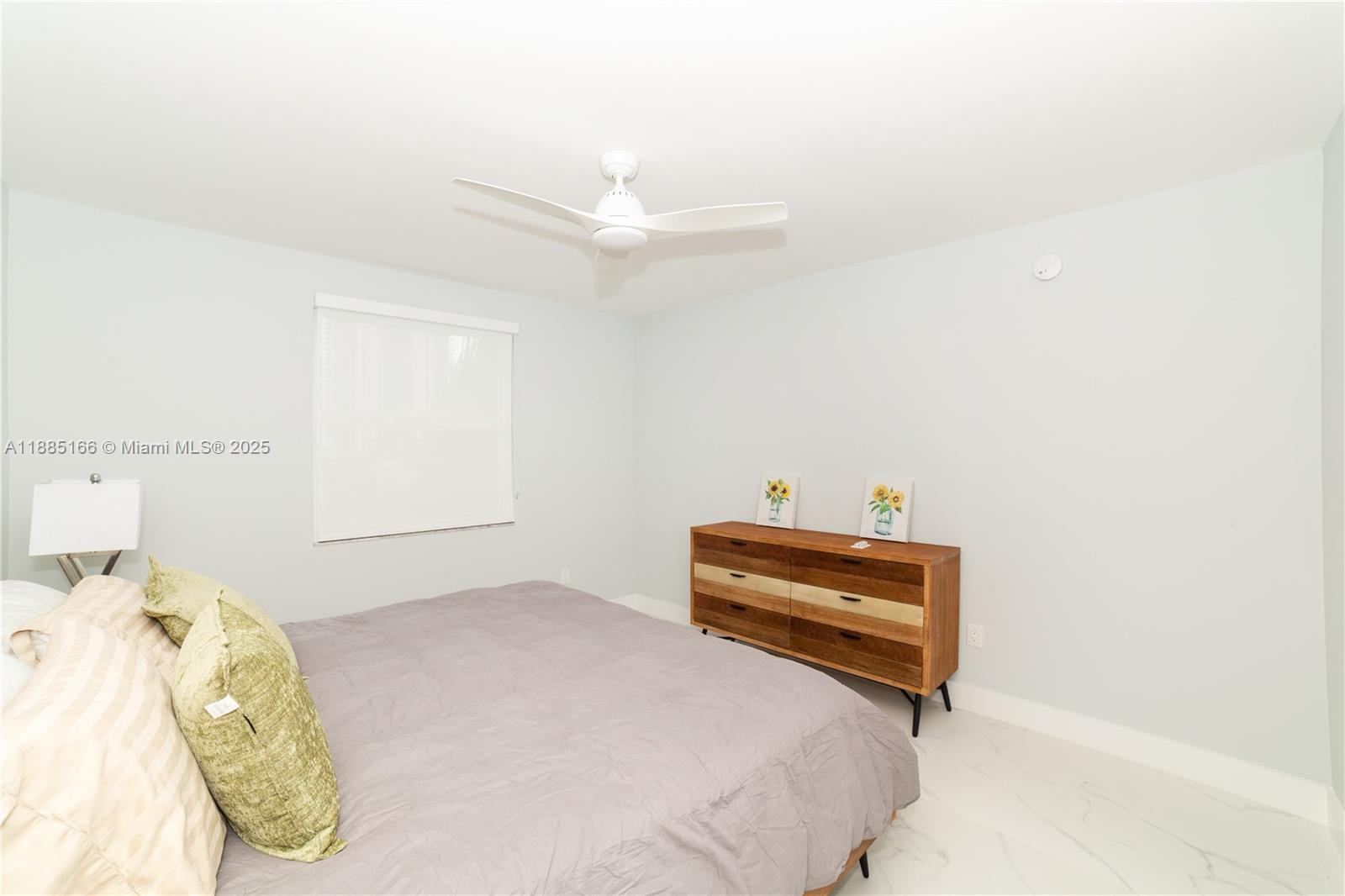 PORTO BELLAGIO CONDO - Residential Lease