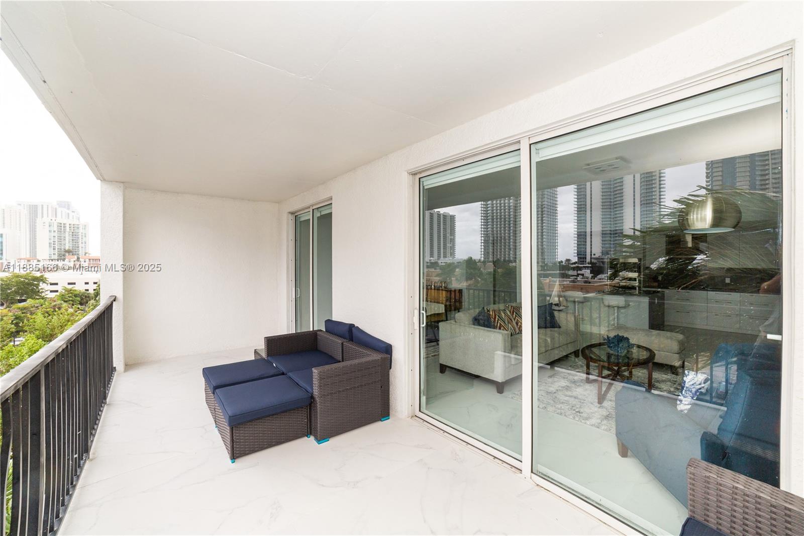 PORTO BELLAGIO CONDO - Residential Lease
