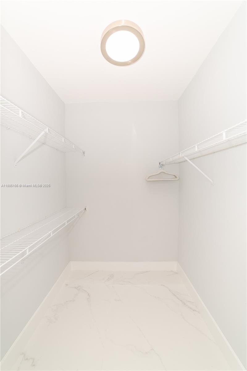 PORTO BELLAGIO CONDO - Residential Lease