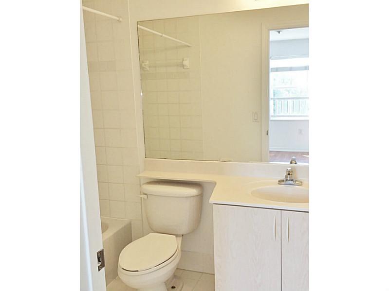 MELROSE POINT CONDO - Residential Lease