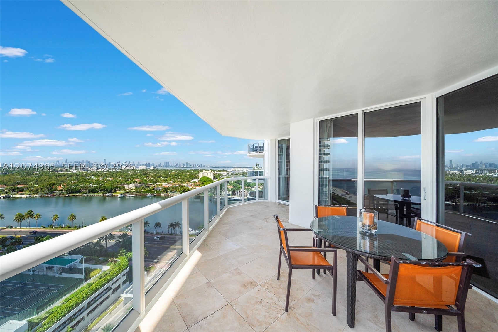 4779 Collins Ave 1804