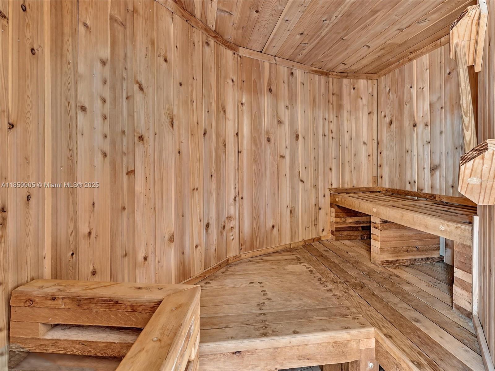 SUNRISE LAKES 25 CONDO - Residential