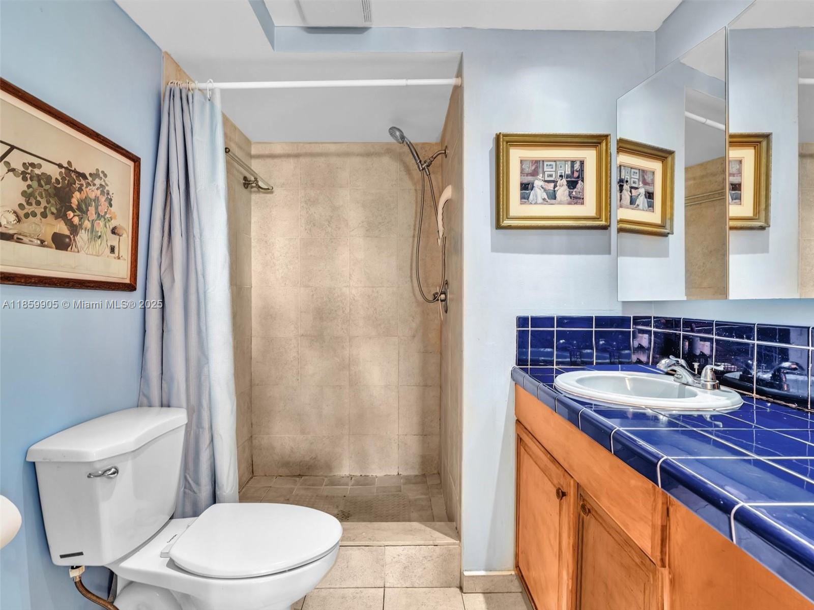 SUNRISE LAKES 25 CONDO - Residential